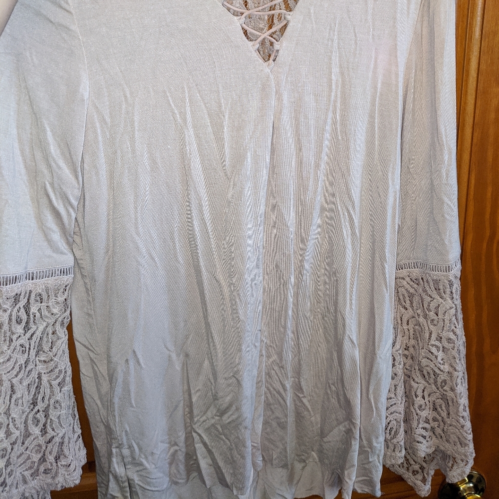 Light pink top - Picture 4 of 4